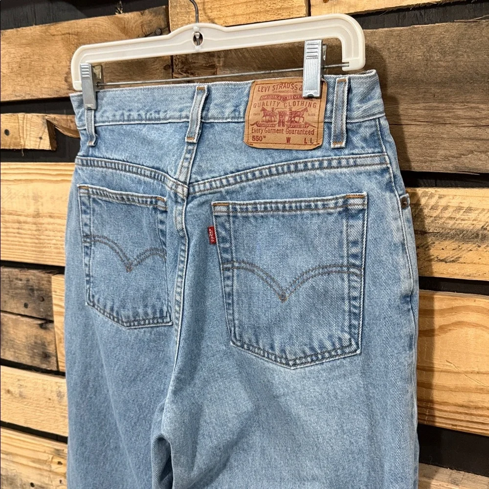 Vintage 2000’s‎ Women’s Levi’s 550 Relaxed Fit Tapered Leg Jeans Size 10 Mis